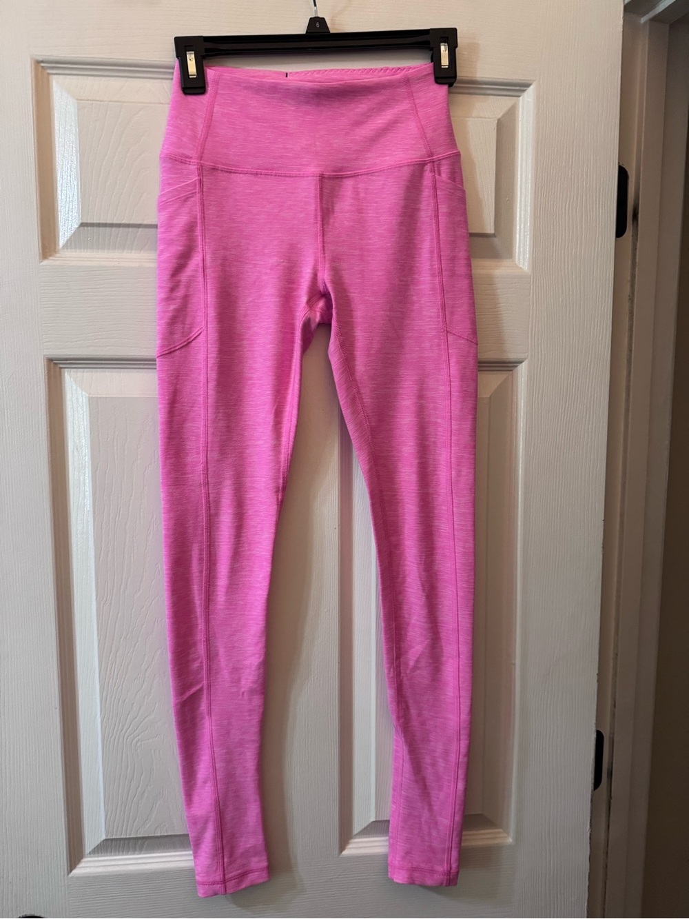 Victoria Secret Bright Pink High-Waist Active Leggings
